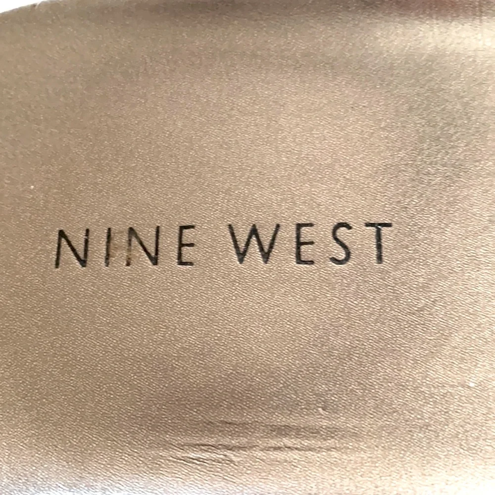 Nine West Higher Sandals Flip Flops 9 Metallic Casual Beach Everyday Glam